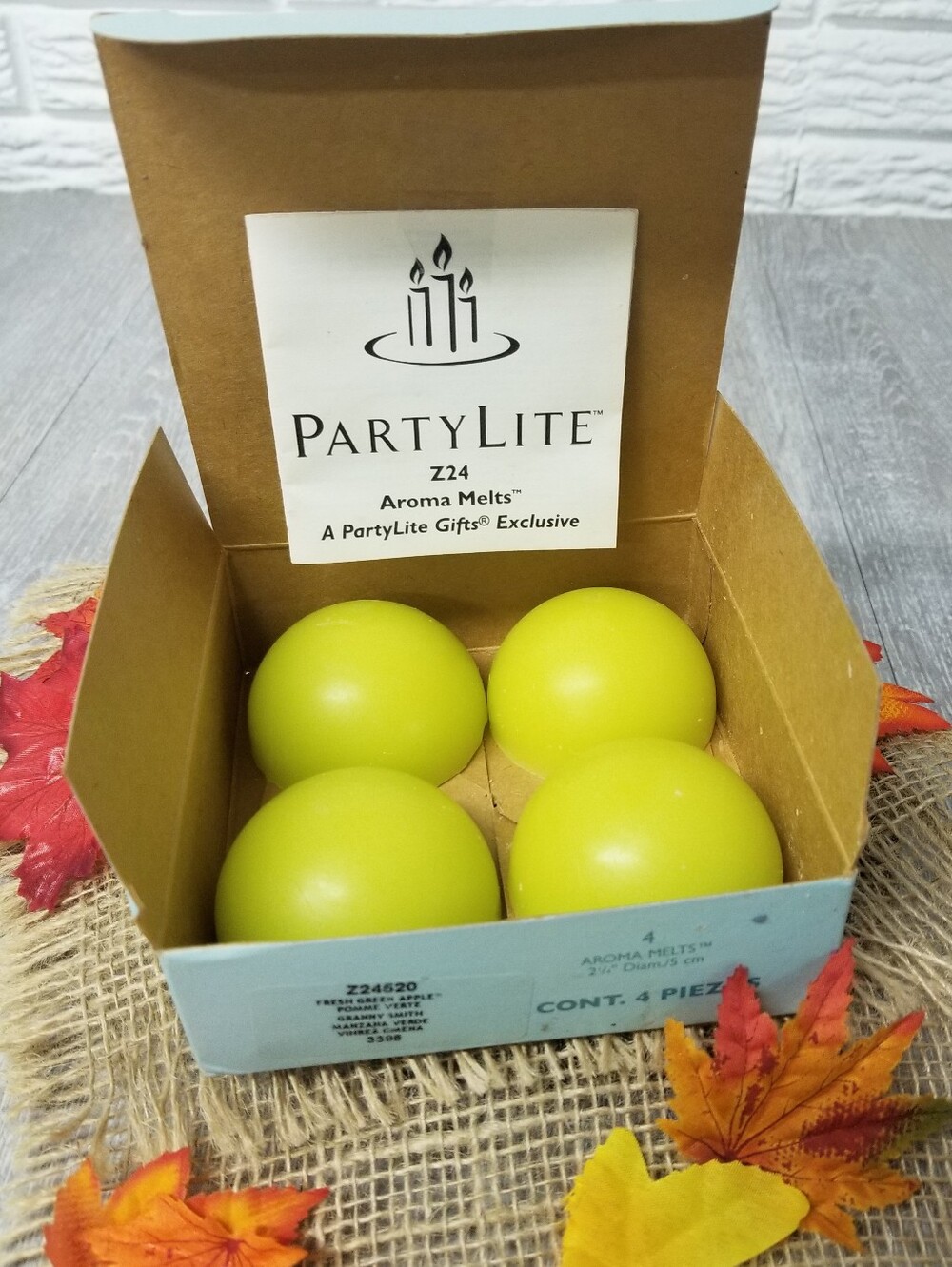 Retired Partylite Fresh Green Apple Aroma Melts